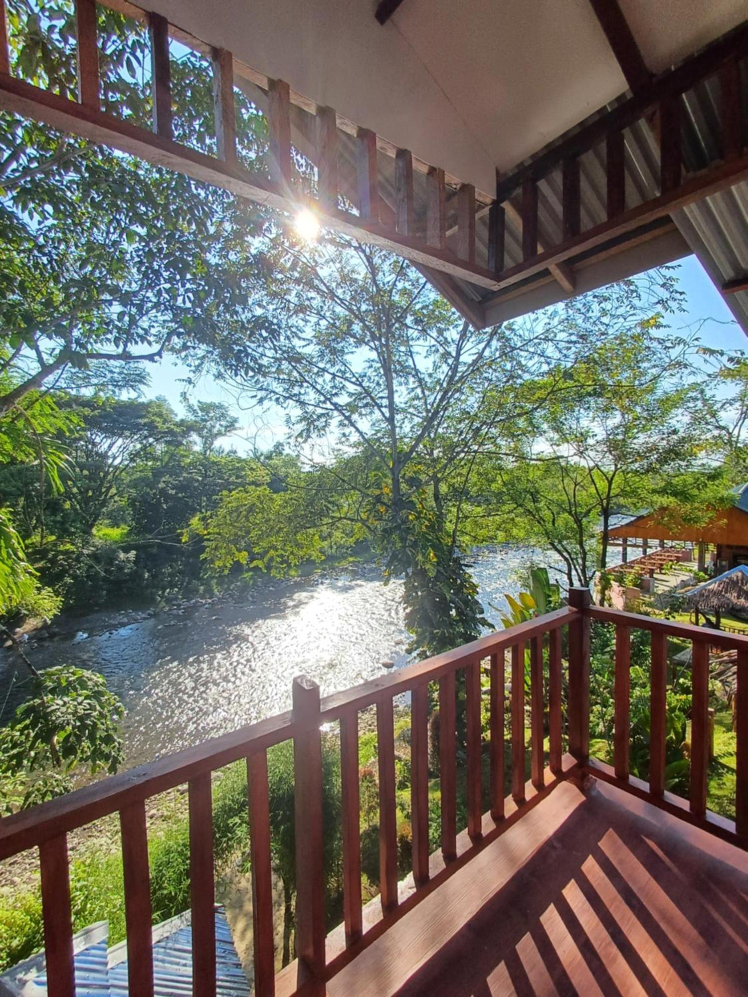 Asim Paris Guesthouse & Jungle Trekking Bukit Lawang Eksteriør bilde
